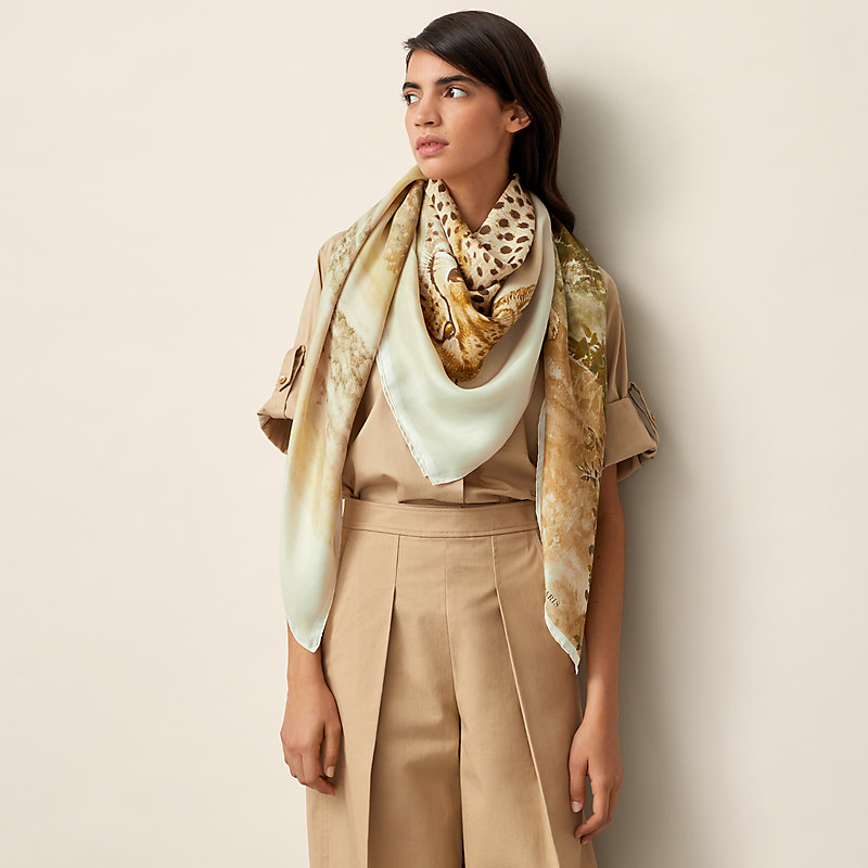 acinonyx-jubatus-wash-scarf-